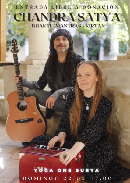 Kirtan Chandra Satya en Yoga One Surya